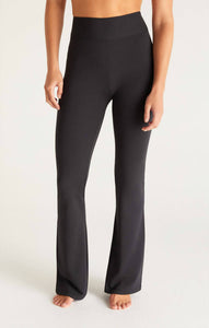 Women's Everyday Flare Pant