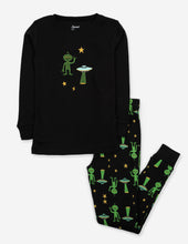 Load image into Gallery viewer, Cotton Alien Print Pajamas