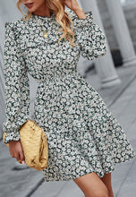 Load image into Gallery viewer, Floral Ruffle Trim Vintage Dress
