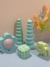 Load image into Gallery viewer, Puff Bubble Shaped Soy &amp; BeesWax Candle