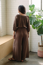 Load image into Gallery viewer, Linen Lyric Pant - Chocolate