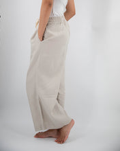 Load image into Gallery viewer, Ava Wide Leg Linen Pant