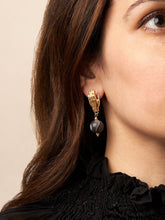 Load image into Gallery viewer, Nyx Earrings