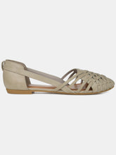 Load image into Gallery viewer, Journee Collection Women&#39;s Ekko Flat