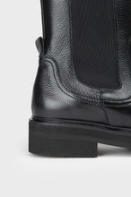 Load image into Gallery viewer, Jonna Grained Leather Boots Black