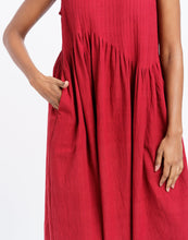 Load image into Gallery viewer, Red Pleated Midi Dress