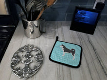 Load image into Gallery viewer, Siberian Husky Checkerboard Blue Pair of Pot Holders