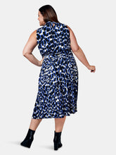Load image into Gallery viewer, Aria Dress in Painterly Leopard (Curve)