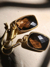 Load image into Gallery viewer, Vamika Smoky Quartz Earrings