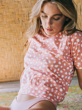 Load image into Gallery viewer, Arnoldi Organic Cotton Ragland Shirt In Pink Peach Nectar
