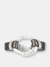 Load image into Gallery viewer, Hammered Metal Leather Bracelet
