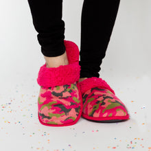 Load image into Gallery viewer, Bright Collection Creekside Slide Slippers | Camo Pink
