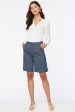 Load image into Gallery viewer, Relaxed Bermuda Shorts - Agua Stripe