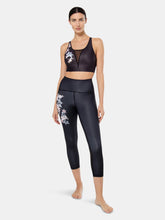 Load image into Gallery viewer, Black Leggings With Pink Flower Print