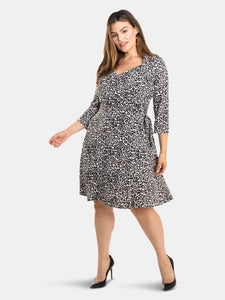 Sweetheart Wrap Dress in Cheetah Ginger Root (Curve)