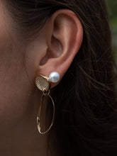 Load image into Gallery viewer, Pearl Earrings