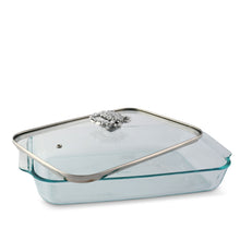 Load image into Gallery viewer, Crab Lid with Pyrex 3 quart Baking Dish