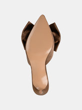 Load image into Gallery viewer, Women&#39;s Tiarra Pump