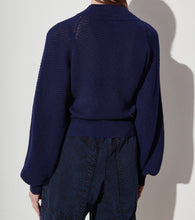 Load image into Gallery viewer, Minito Top Sweater