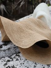 Load image into Gallery viewer, Foldable Sun Hat Luisa