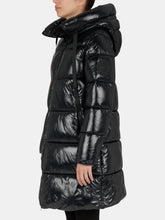 Load image into Gallery viewer, Women&#39;s Isabel Hooded Coat