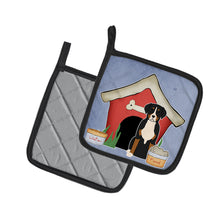 Load image into Gallery viewer, Dog House Collection Greater Swiss Mountain Dog Pair of Pot Holders
