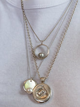 Load image into Gallery viewer, Sterling Silver Diamond Ostrea Necklace