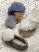 Load image into Gallery viewer, Bowie Alpaca Slipper White/Blush