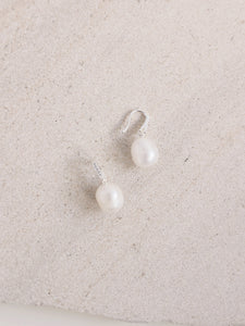 Elouise Pearl Earrings - Silver
