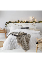 Load image into Gallery viewer, The Linen Yard Tufted Christmas Tree Duvet Set (White) (Twin) (UK - Single)