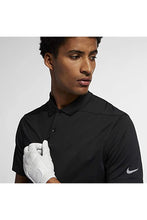 Load image into Gallery viewer, Nike Mens Solid Victory Polo Shirt (Black)
