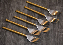 Load image into Gallery viewer, Vibhsa Golden Silverware Dinner Forks Set of 6