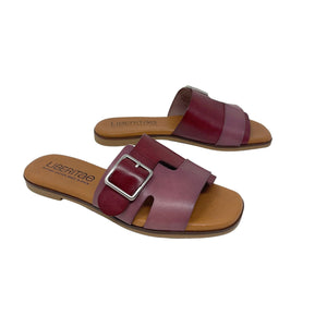 Libera Leather Flat Sandal With Engraving