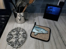 Load image into Gallery viewer, Fish Speckled Trout  on Faux Burlap Pair of Pot Holders