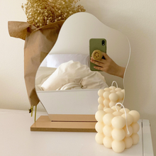 Load image into Gallery viewer, Bubble Shaped Soy &amp; BeesWax Candle