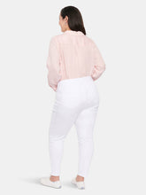 Load image into Gallery viewer, Ami Skinny Ankle Jeans In Plus Size - Optic White