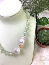 Load image into Gallery viewer, Prehnite With Baroque Pearl Short Necklace
