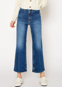 Queen Wide Leg Crop Jeans In Kingman