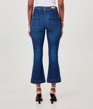 Load image into Gallery viewer, Billie-csn High Rise Bootcut Jeans