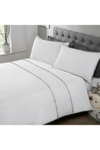 Load image into Gallery viewer, Pom Pom Queen Duvet Set - White/Gray