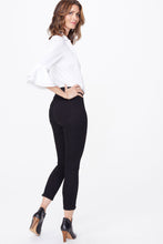 Load image into Gallery viewer, Skinny Ankle Pull-On Jeans in Petite - Black