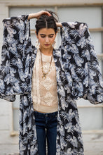 Load image into Gallery viewer, Agua Palma Kimono