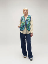 Load image into Gallery viewer, Mead Vest - Blue