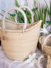 Load image into Gallery viewer, Victoira Basket - Cream