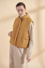 Load image into Gallery viewer, High Neck Quilted Vest