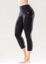 Load image into Gallery viewer, Jolie High-Waisted Capri Leggings with Hip Pockets