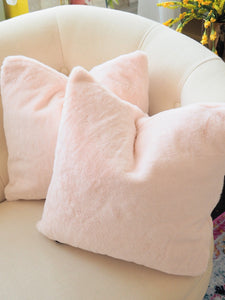 Faux Fur Throw Pillows with Adjustable Insert 18" x 18"