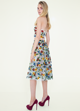 Load image into Gallery viewer, Gardenia Embroidered Skirt