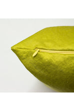 Load image into Gallery viewer, Riva Home Palermo Cushion Cover with Metallic Sheen Design