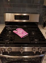 Load image into Gallery viewer, Watercolor Hot Pink Hearts Oven Mitt